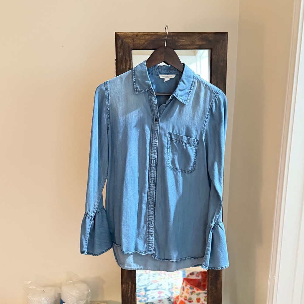 Beach Lunch Lounge Button-up Blouse